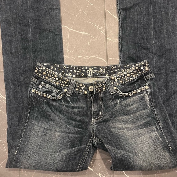 lowrise miss me jeans - Picture 3 of 4